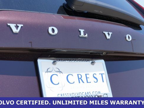 New 2025 Volvo XC90 B6 Core w/ Climate Package image 8