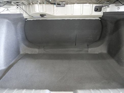 Used 2025 Honda Civic Sport image 25