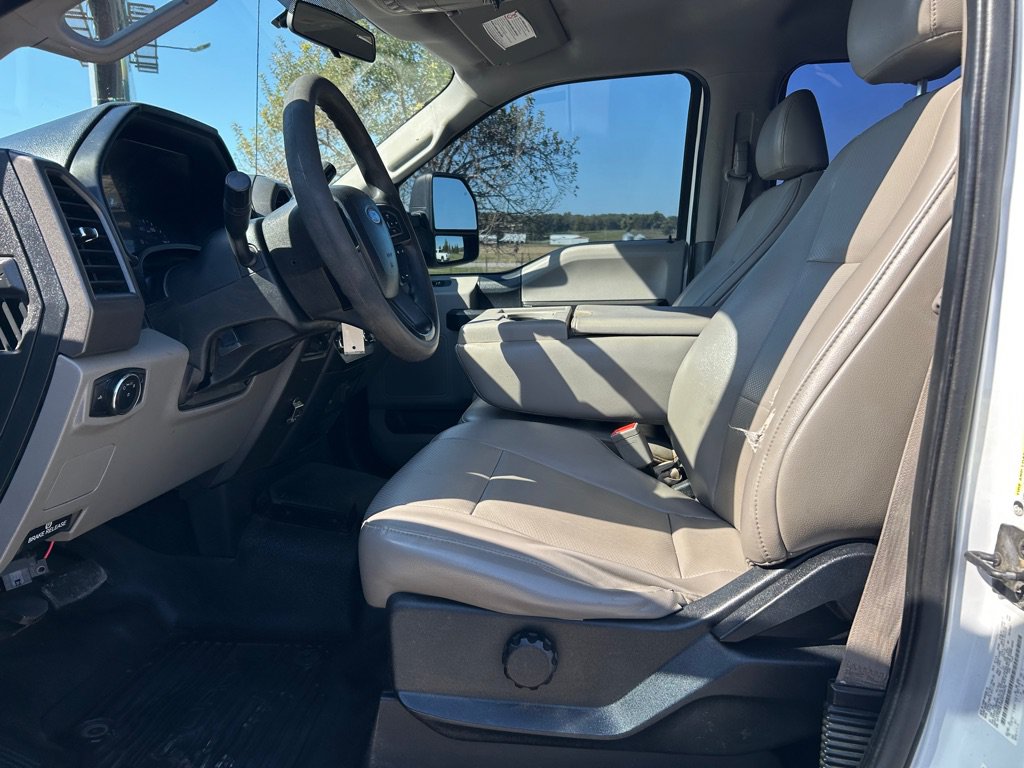 Used 2019 Ford F250 XL w/ Power Equipment Group AWD/4WD image 9