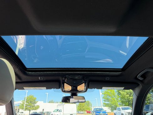 Used 2019 BMW 540i xDrive w/ Convenience Package AWD/4WD image 23