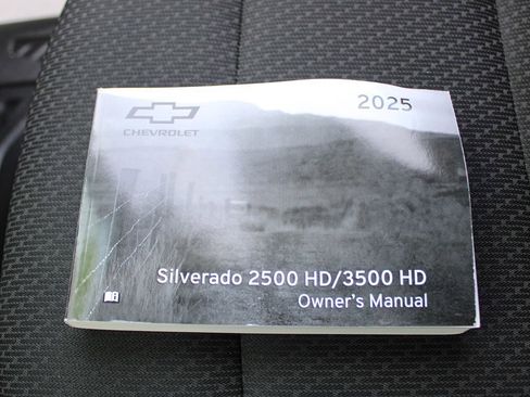 Used 2025 Chevrolet Silverado 2500 W/T w/ WT Convenience Package AWD/4WD image 39
