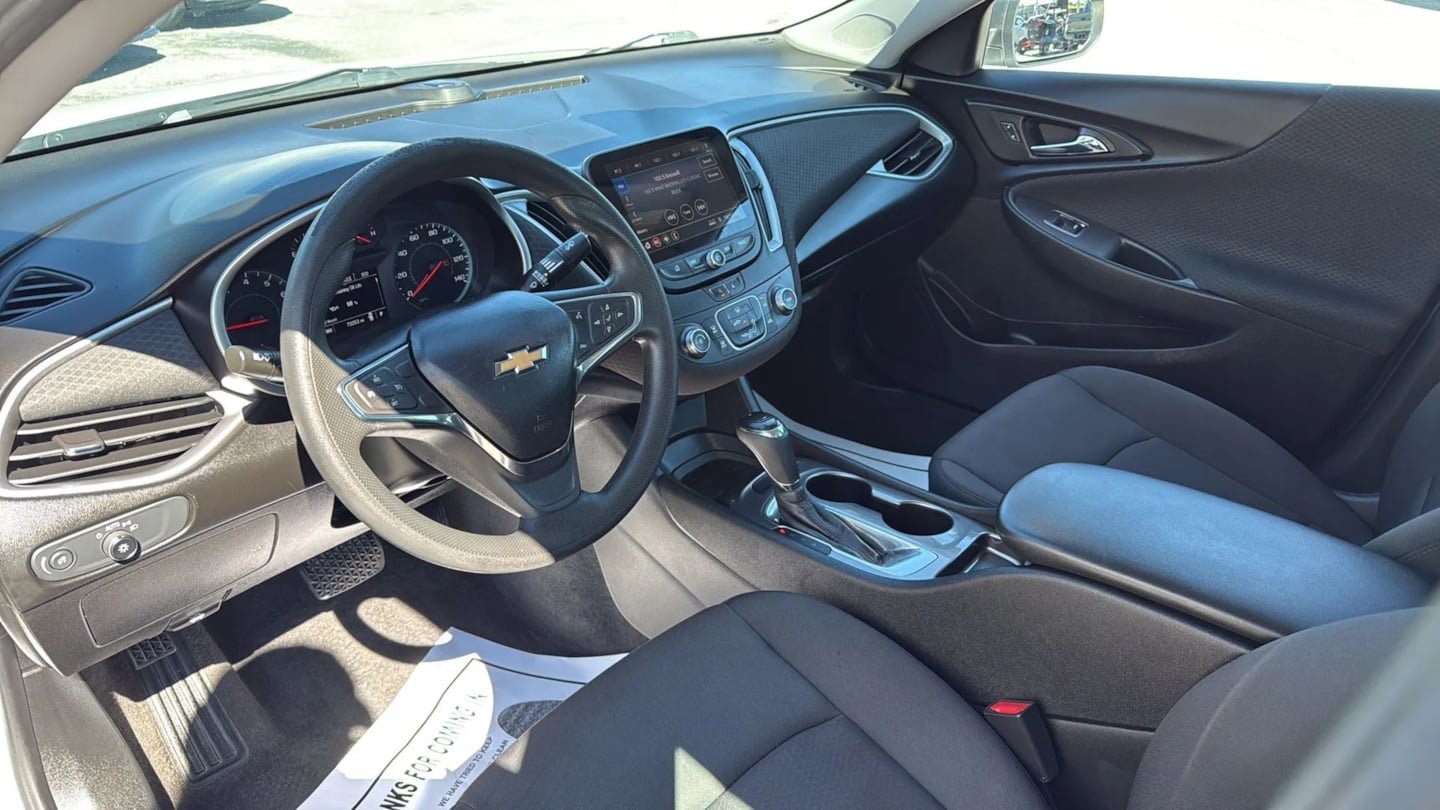 Used 2020 Chevrolet Malibu LS FWD image 8