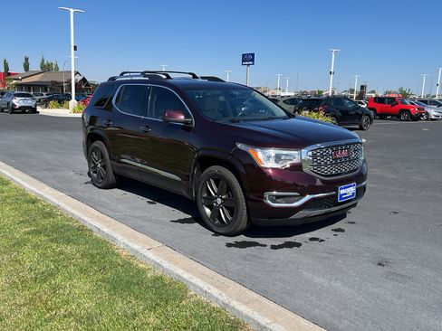 Used 2017 GMC Acadia Denali w/ Technology Package AWD/4WD image 9