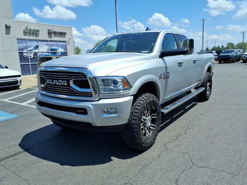 Used 2017 RAM 2500 Limited AWD/4WD image 2