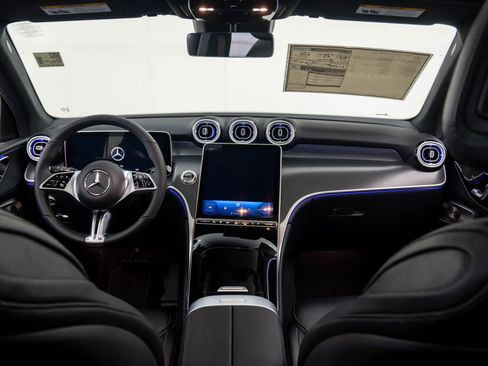 New 2026 Mercedes-Benz GLC 350e 4MATIC image 10