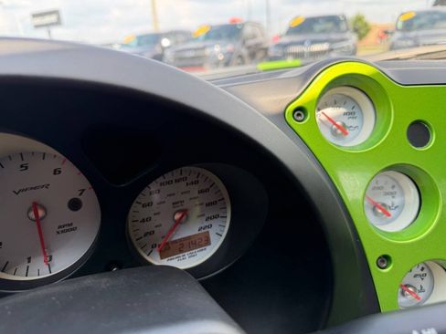 Used 2008 Dodge Viper SRT-10 RWD image 16