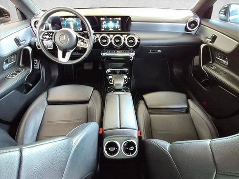 Used 2020 Mercedes-Benz CLA 250 image 16