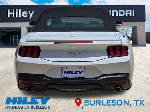Used 2024 Ford Mustang Premium RWD image 5