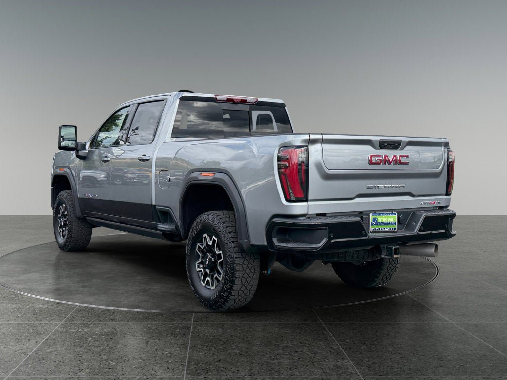 Used 2025 GMC Sierra 2500 AT4X AWD/4WD image 8
