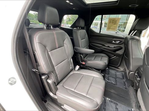 Used 2023 Chevrolet Traverse RS AWD/4WD image 25
