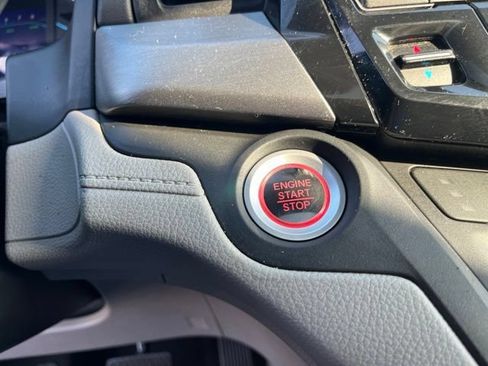 Used 2020 Honda Odyssey EX-L image 19