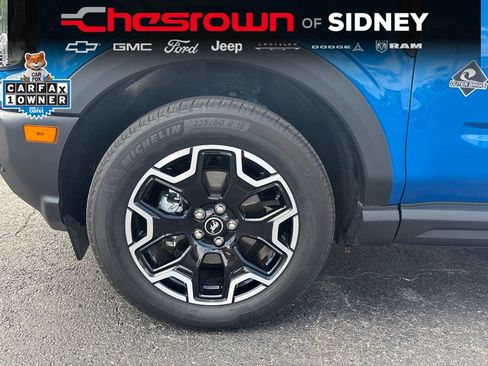 Used 2025 Ford Bronco Sport Outer Banks w/ Outer Banks Tech Package+ AWD/4WD image 9