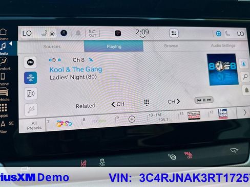 Used 2024 Jeep Wagoneer Launch Edition image 37