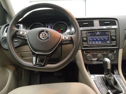 Used 2020 Volkswagen Golf 4-Door FWD image 22