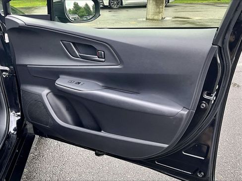 Used 2023 Toyota Prius Prime FWD image 12