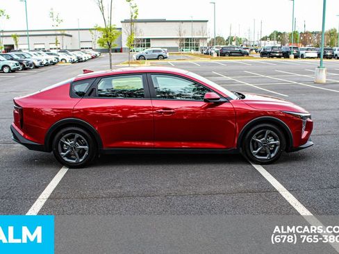 Used 2025 Kia K4 LXS FWD image 9