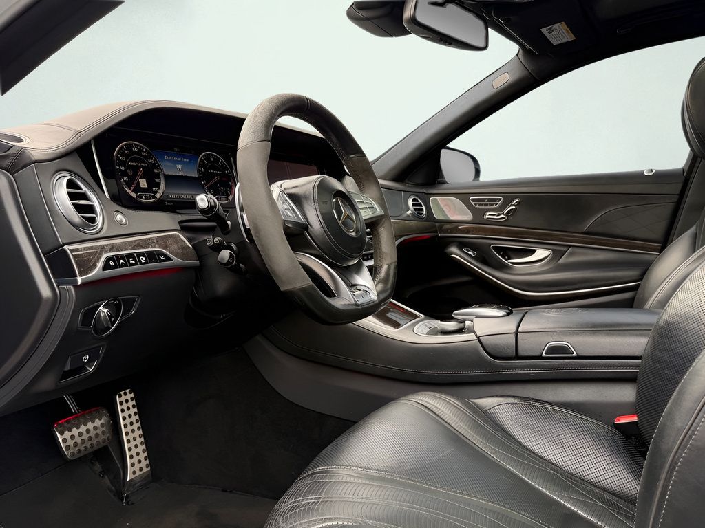 Used 2016 Mercedes-Benz S 63 AMG 4MATIC Sedan image 2