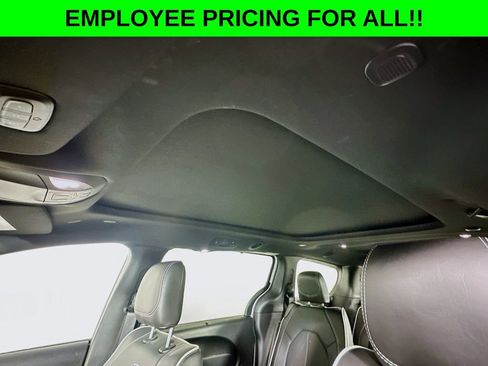 New 2026 Chrysler Pacifica Limited w/ S Appearance Package image 26