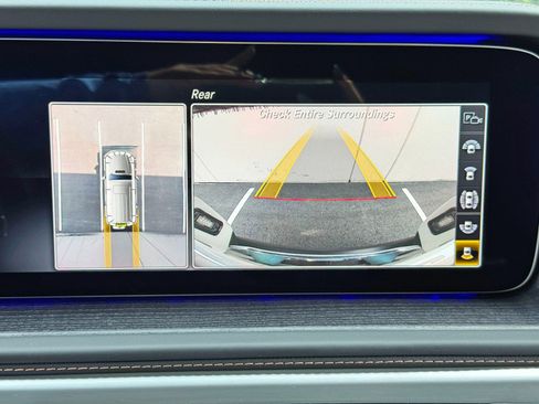 Used 2022 Mercedes-Benz G 63 AMG Squared w/ AMG Night Package Plus image 38