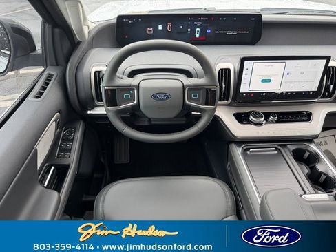 New 2026 Ford Expedition Max Active image 4