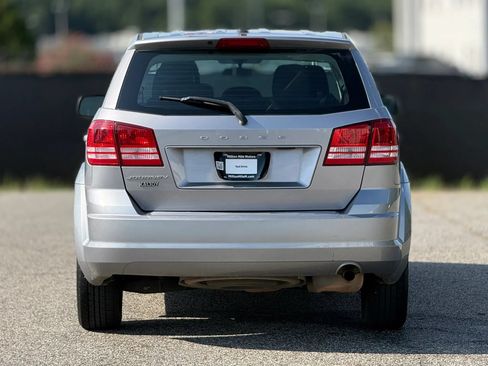 Used 2015 Dodge Journey American Value Package w/ Flexible Seating Group FWD image 4
