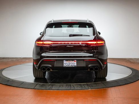 Used 2025 Porsche Macan image 7
