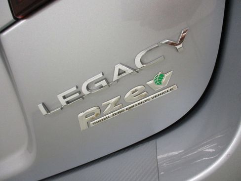 Used 2017 Subaru Legacy 2.5i Sport image 10