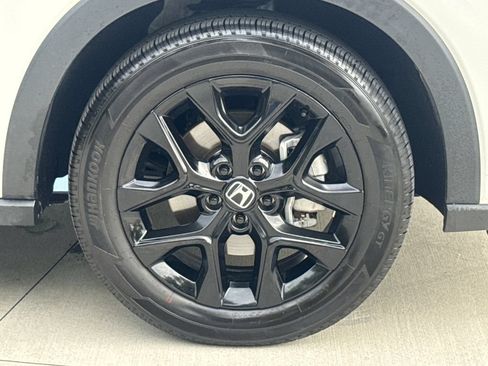 Used 2023 Honda HR-V Sport image 11