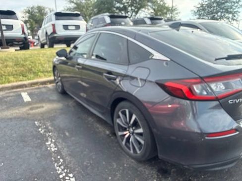Used 2024 Honda Civic EX-L image 18