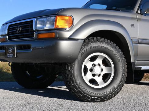 Used 1997 Toyota Land Cruiser image 27