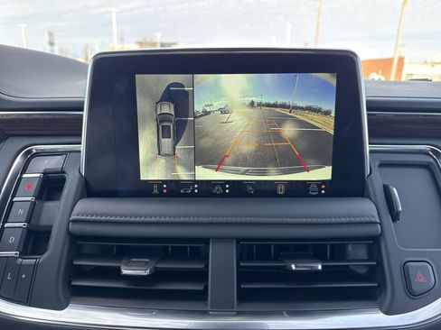 Certified 2024 Chevrolet Tahoe High Country w/ Advanced Technology Package image 17