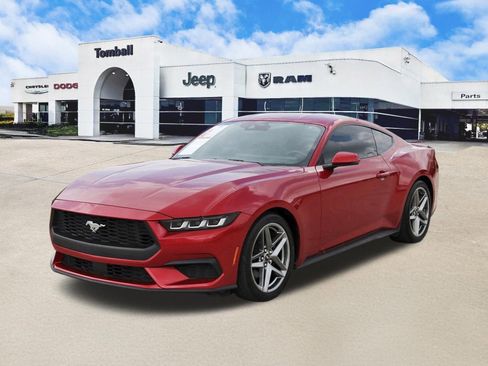Used 2024 Ford Mustang Premium image 3