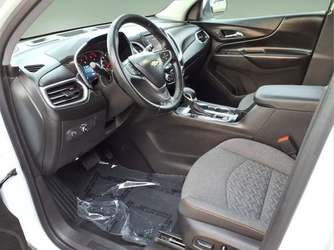 Used 2023 Chevrolet Equinox LT image 11