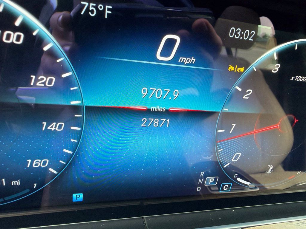 Used 2023 Mercedes-Benz E 350 4MATIC Sedan image 17