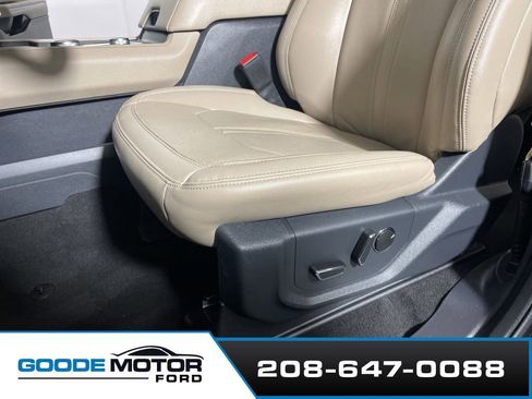 Certified 2024 Ford Expedition Limited AWD/4WD image 11
