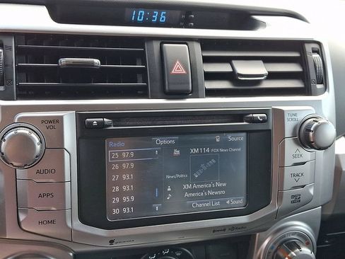 Used 2018 Toyota 4Runner SR5 AWD/4WD image 22