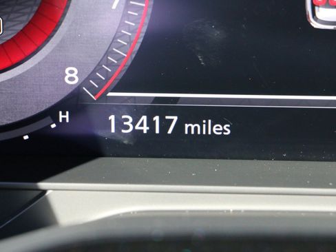 Used 2025 Nissan Pathfinder Platinum w/ Cargo Package image 36