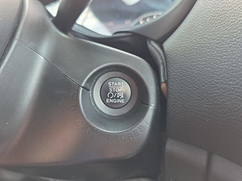 Used 2022 Jeep Renegade Altitude w/ Convenience Group AWD/4WD image 26