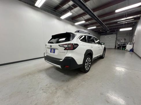 Used 2025 Subaru Outback Limited w/ Popular Package #2 image 8