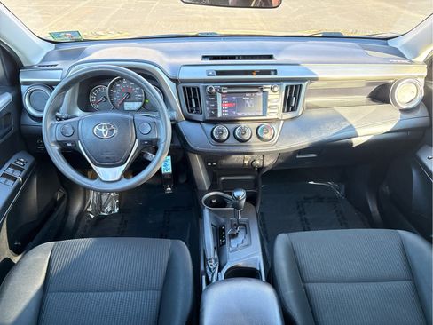 Used 2016 Toyota RAV4 LE image 11