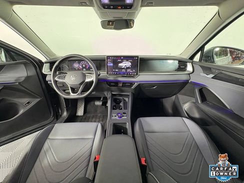 Used 2026 Volkswagen Tiguan SE AWD/4WD image 4