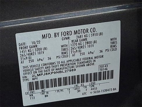 Certified 2022 Lincoln Nautilus Reserve w/ Equipment Group 201A image 27