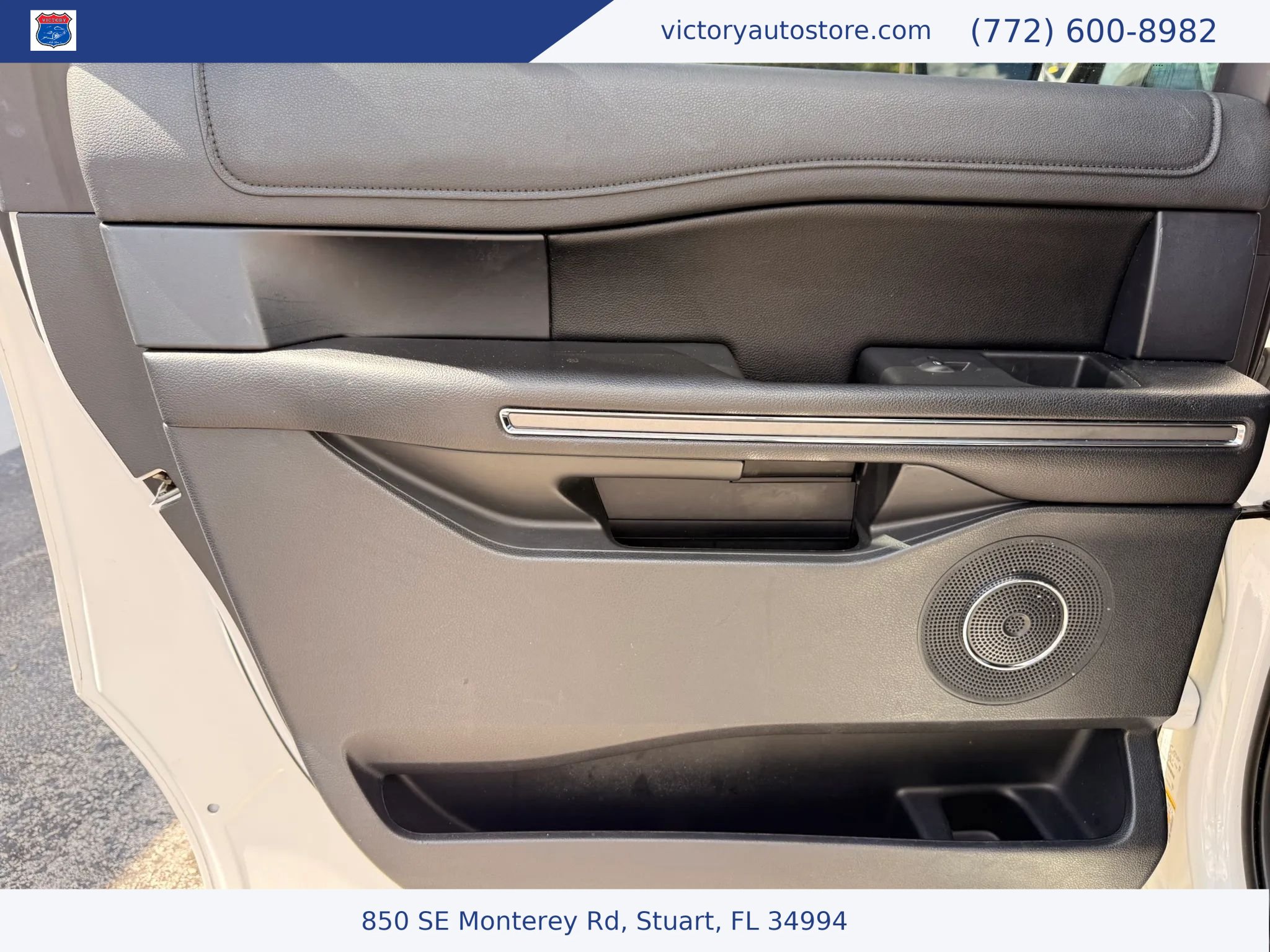 Used 2020 Ford Expedition Max XLT w/ Equipment Group 202A AWD/4WD image 23