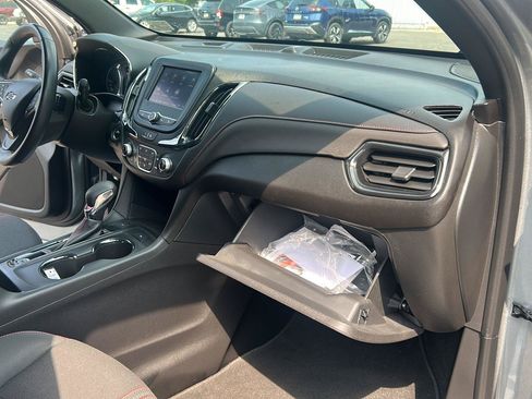 Used 2023 Chevrolet Equinox RS AWD/4WD image 42