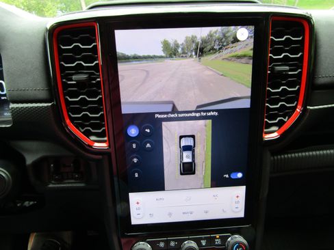 New 2025 Ford Ranger Raptor image 28