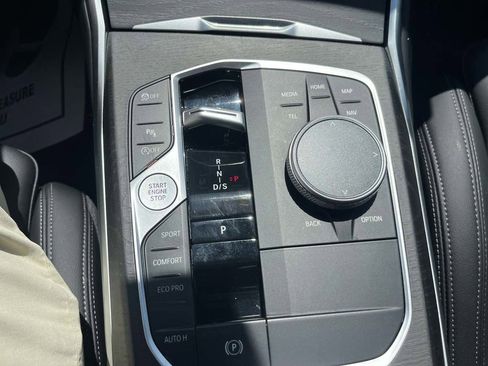 Used 2024 BMW 330i Sedan image 22