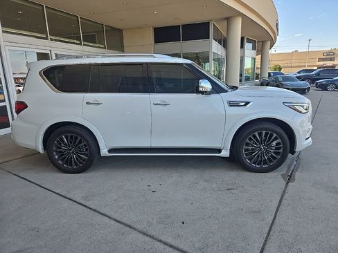 Certified 2024 INFINITI QX80 Sensory w/ Cargo Package image 3