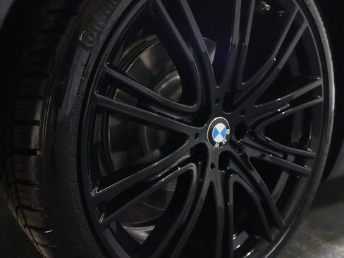 Used 2018 BMW 540i w/ M Sport Package image 30