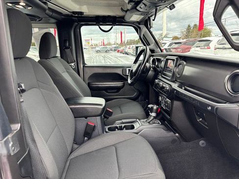 Used 2021 Jeep Wrangler Sport image 11