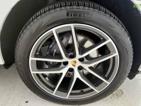 Used 2024 Porsche Macan w/ Premium Plus Package AWD/4WD image 80